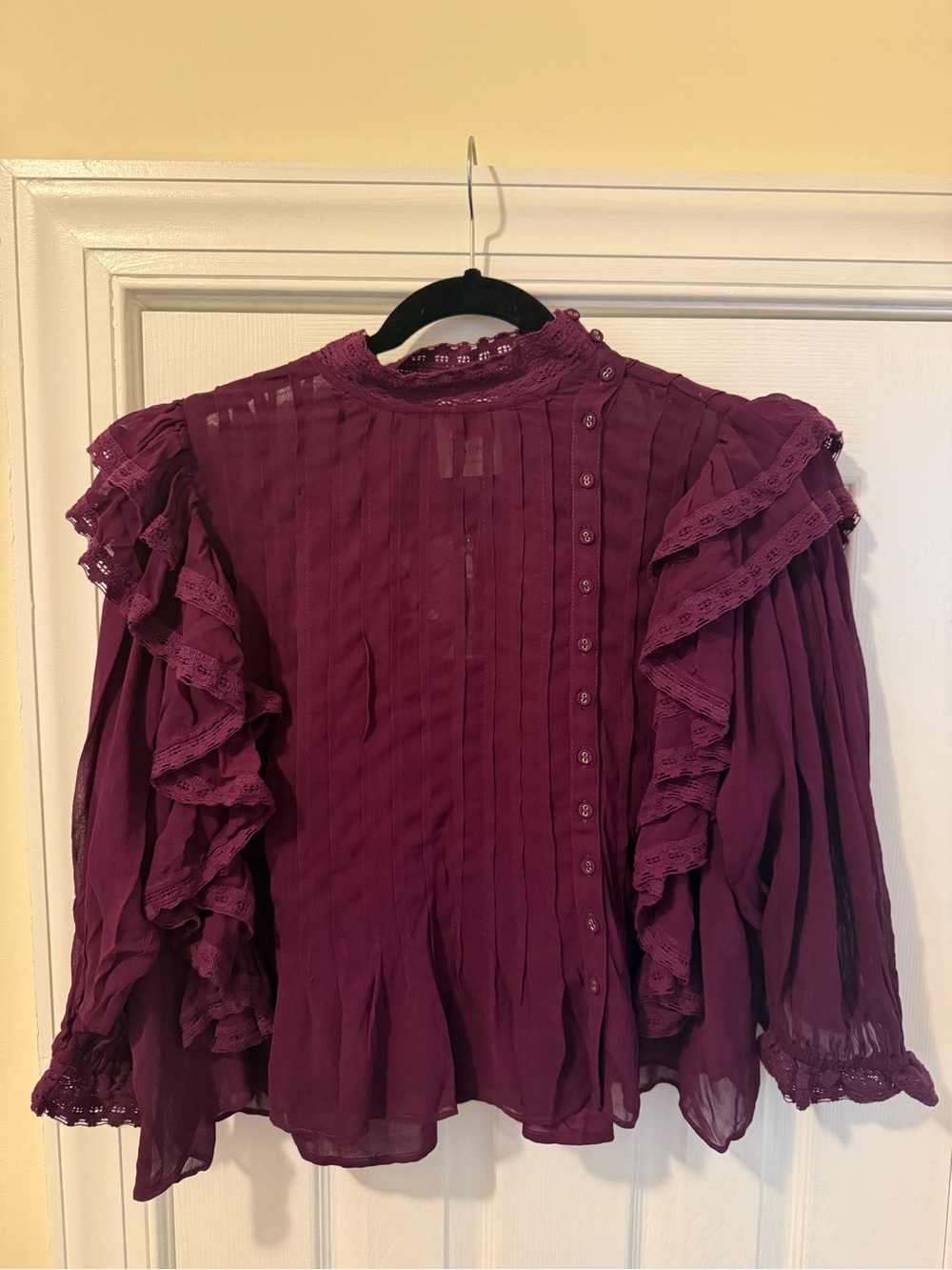 NWT FARM Rio Plum Ruffle Blouse